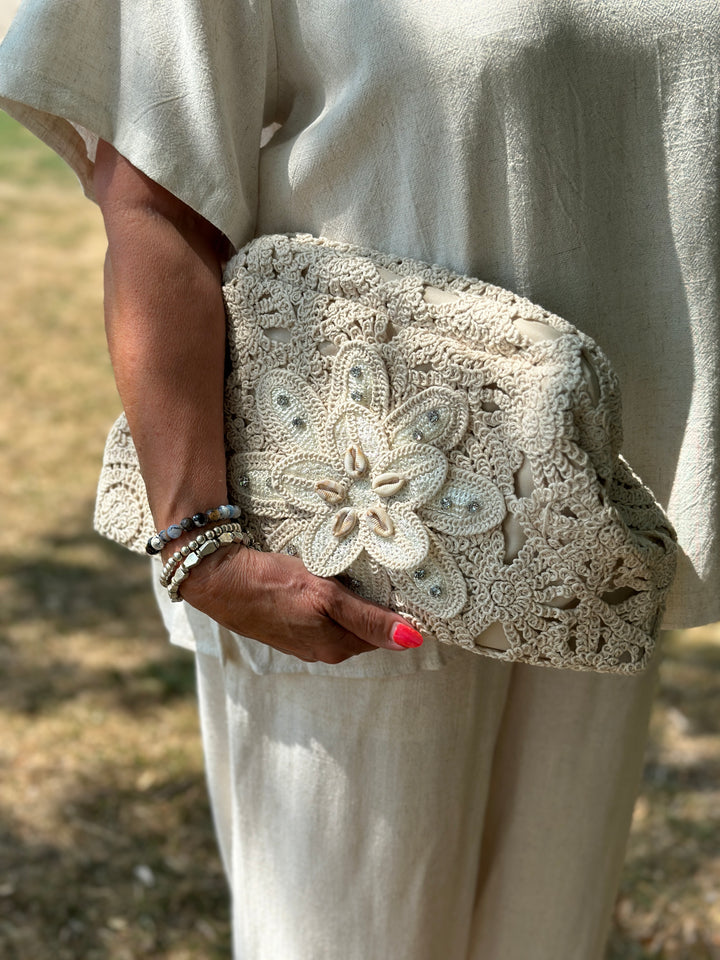 Crochet Shell Clutch Bag | Natural