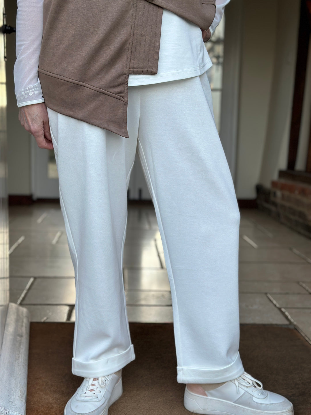 Soft Jersey Straight Leg Trouser With Cuff - Malissa J | White