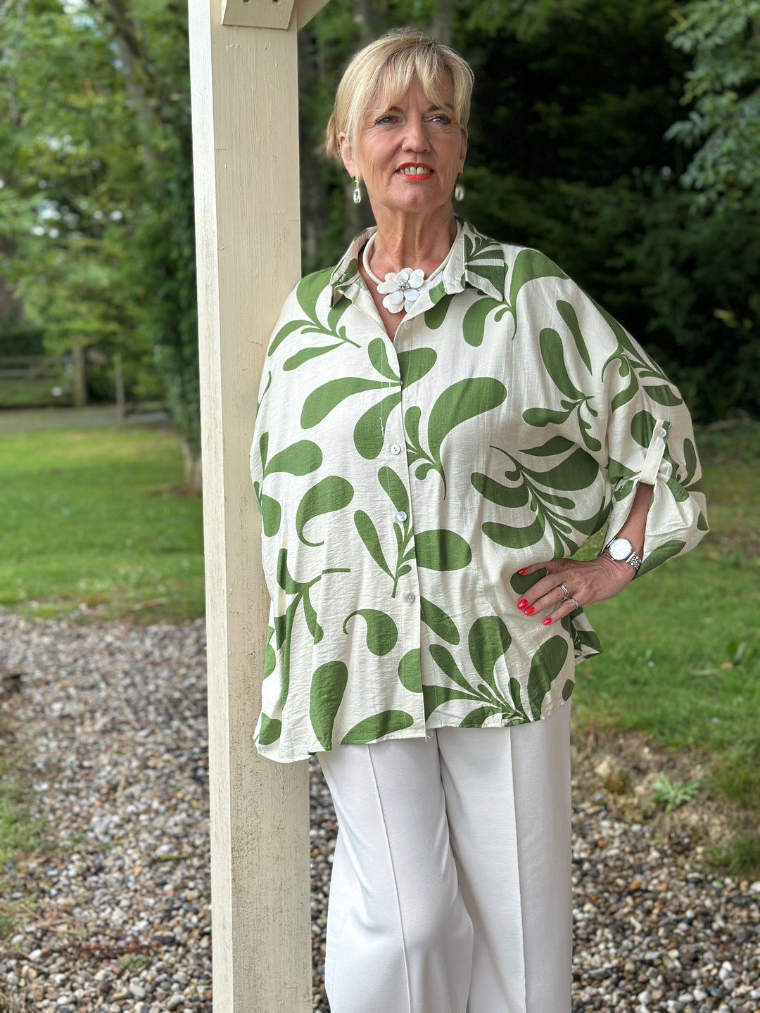 Abstract Leaf Motif Shirt | Khaki