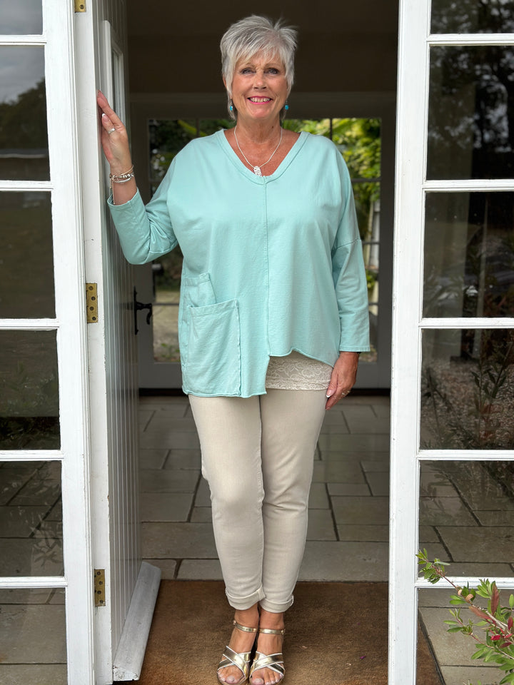 Double Pocket Asymmetric Hem Sweatshirt | Mint