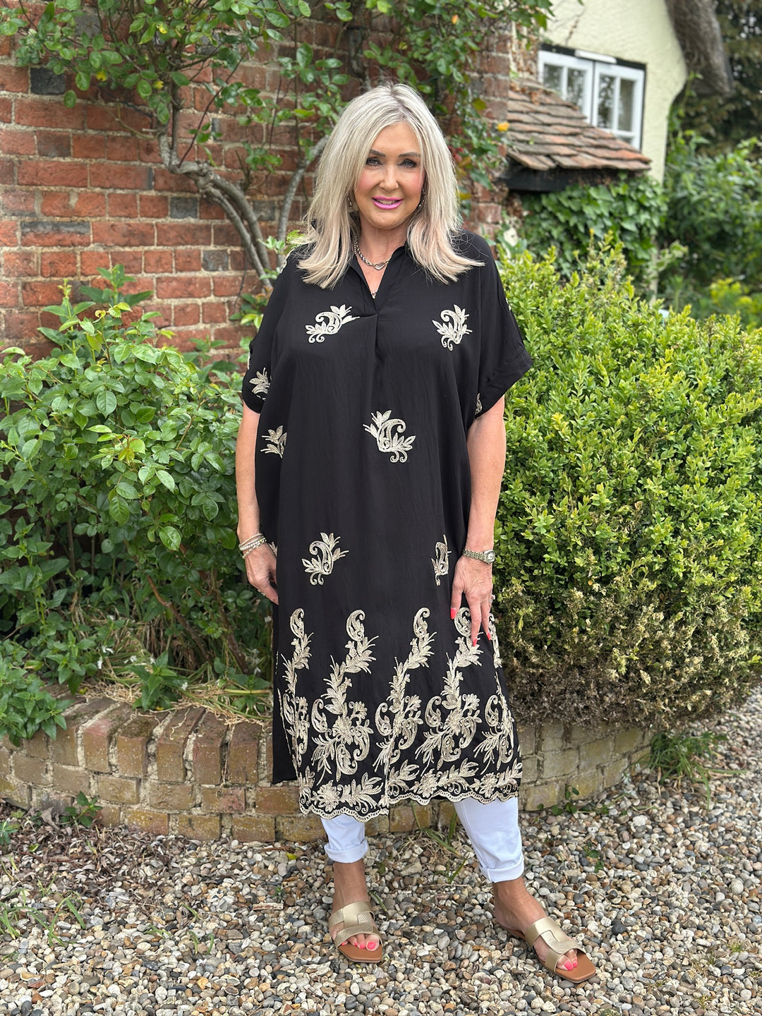 feuille embroidered tunic dress BEL FIORE TRELLIS Scallop Tunic Dress main image 1