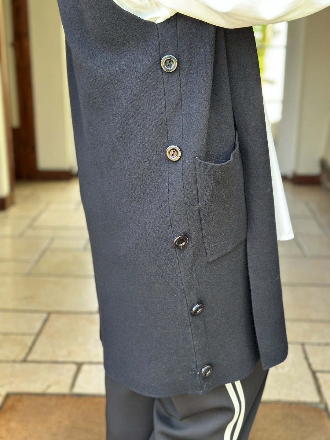 Button Pocket Gilet | Black