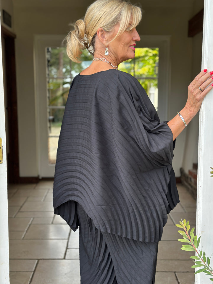 Curved Pleat Batwing Blouse - Malissa J | Black