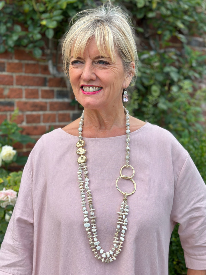 Trio Pebble Link Necklace | Beige