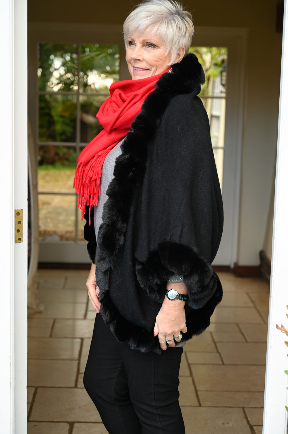 Faux fur trim hot sale wrap