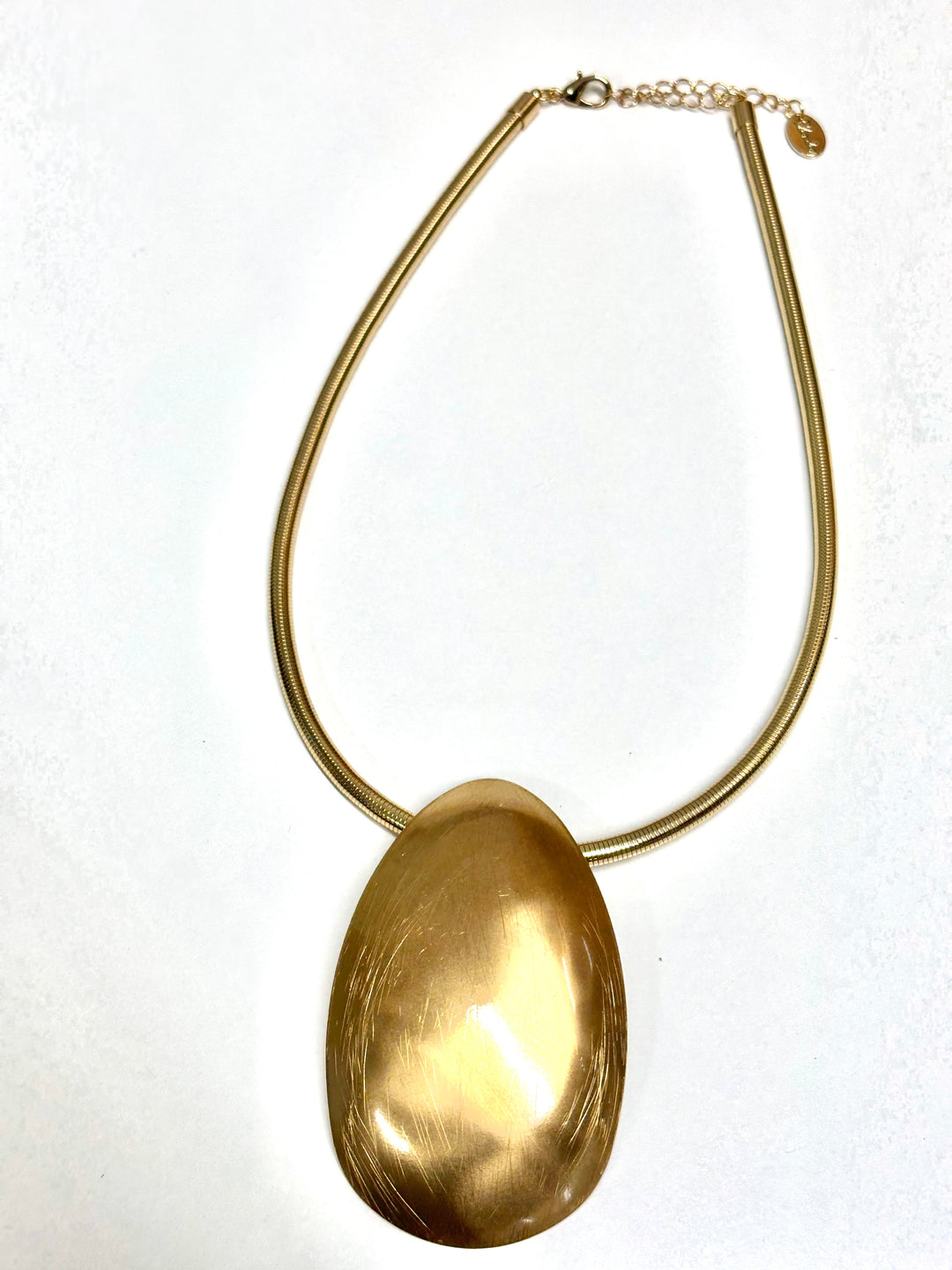 Brushed Oval Drop Necklace | Gold - Mandy's Heaven 