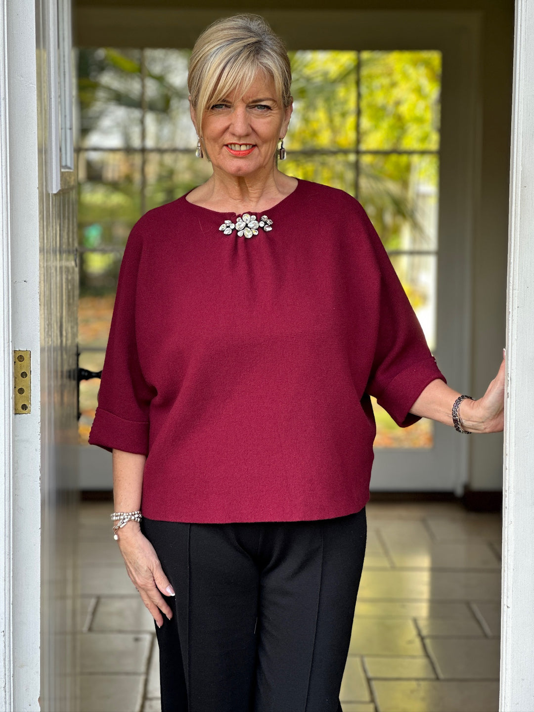 Petite Jewel Brooch Top | Burgundy