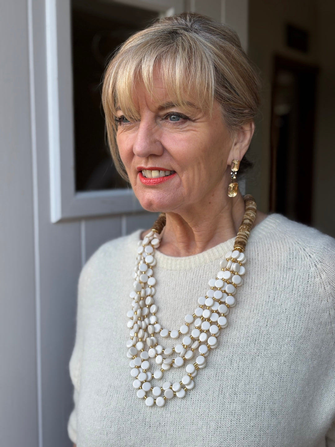 Coconut Shell & Mini Circle Bead Necklace | Cream & Gold