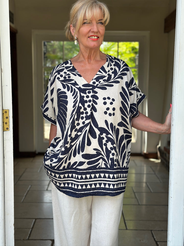 Wild Fern Print Stud Embellished Top | Navy