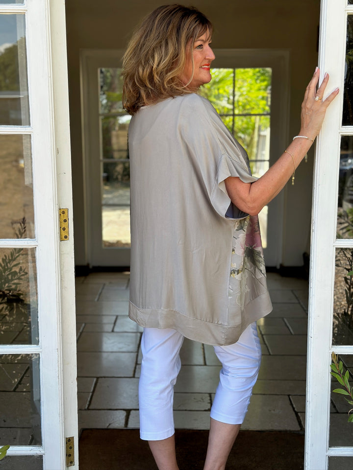 Floral Soft Ovesized Top | Taupe