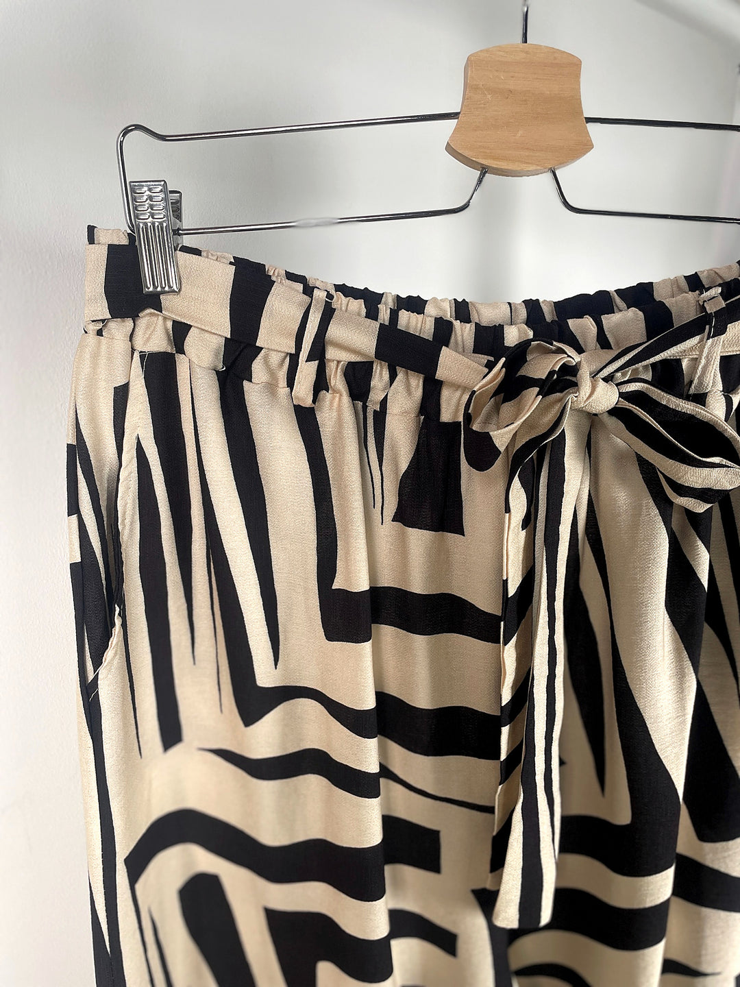 Abstract Print Wide Leg Trousers | Black