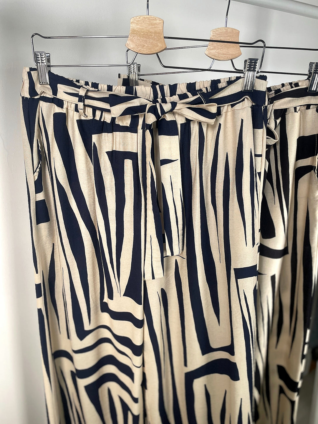 Abstract Print Wide Leg Trousers | Navy