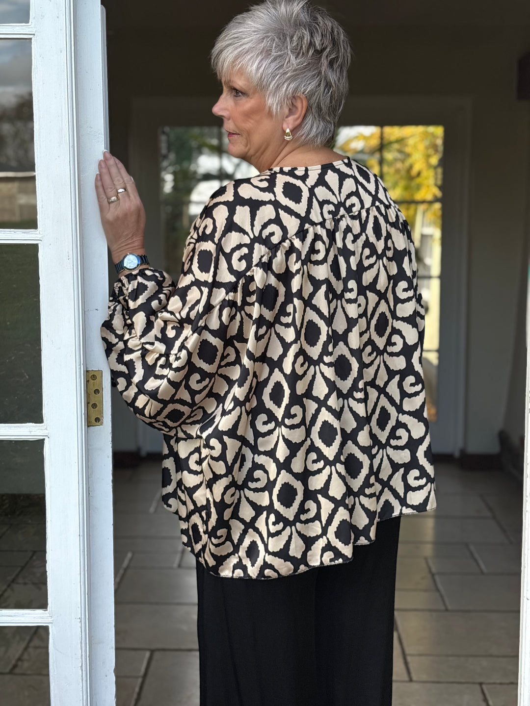 Funky Print Floaty Top | Black & Cream