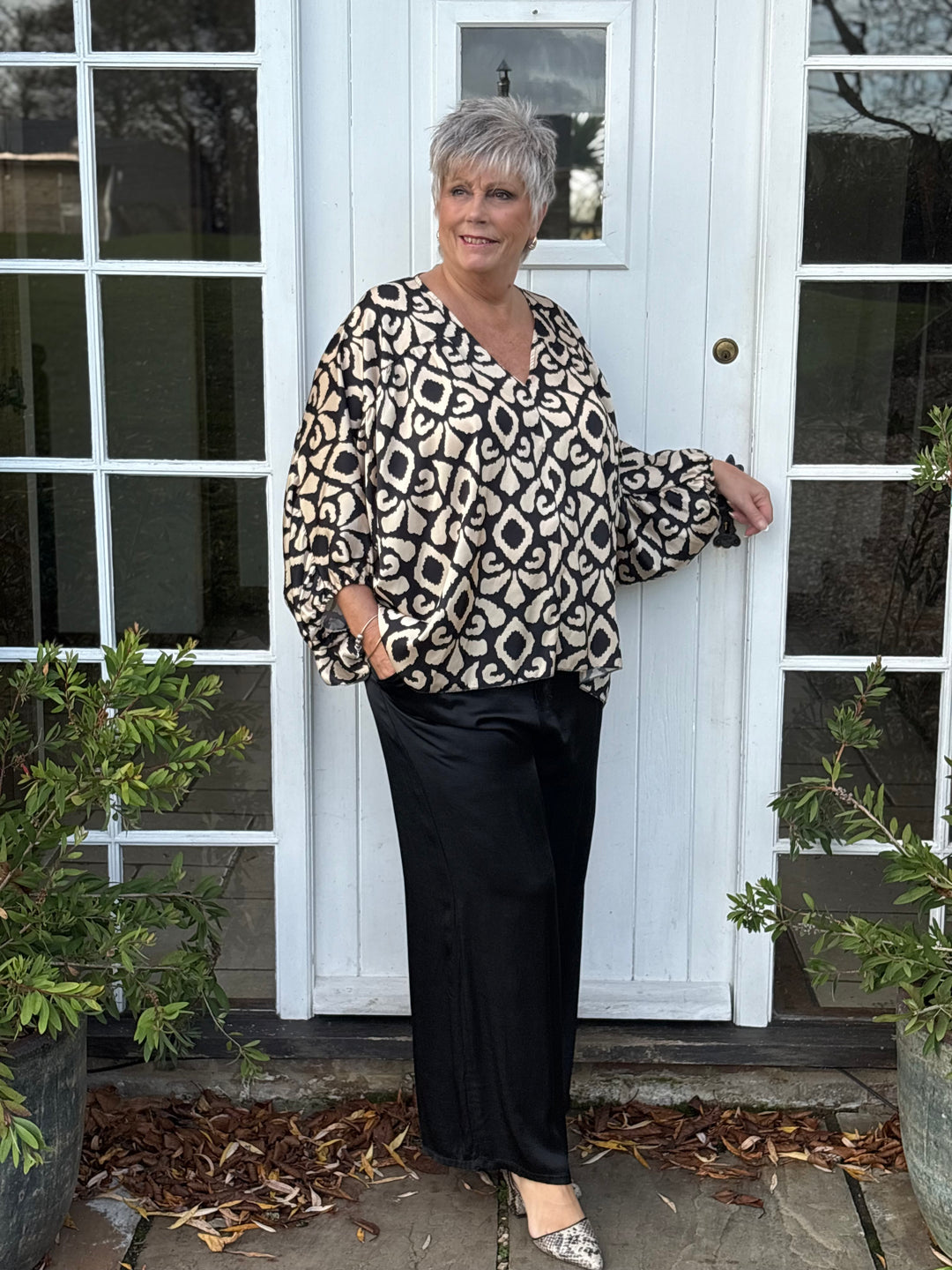 Funky Print Floaty Top | Black & Cream