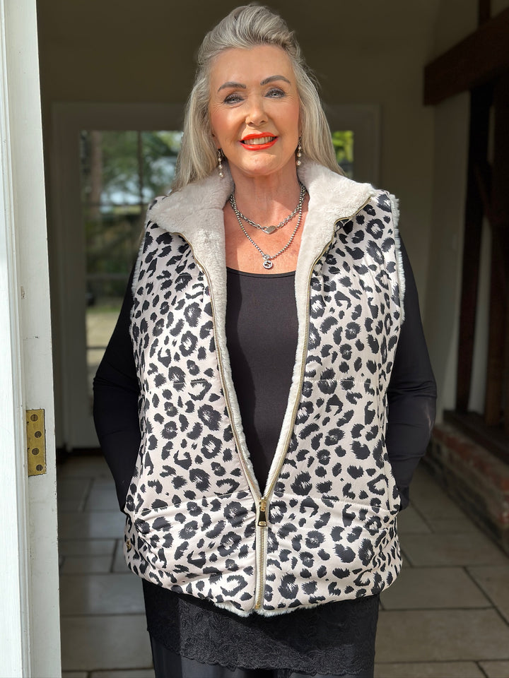 Animal Print Reversible Gilet - Malissa J | Leopard