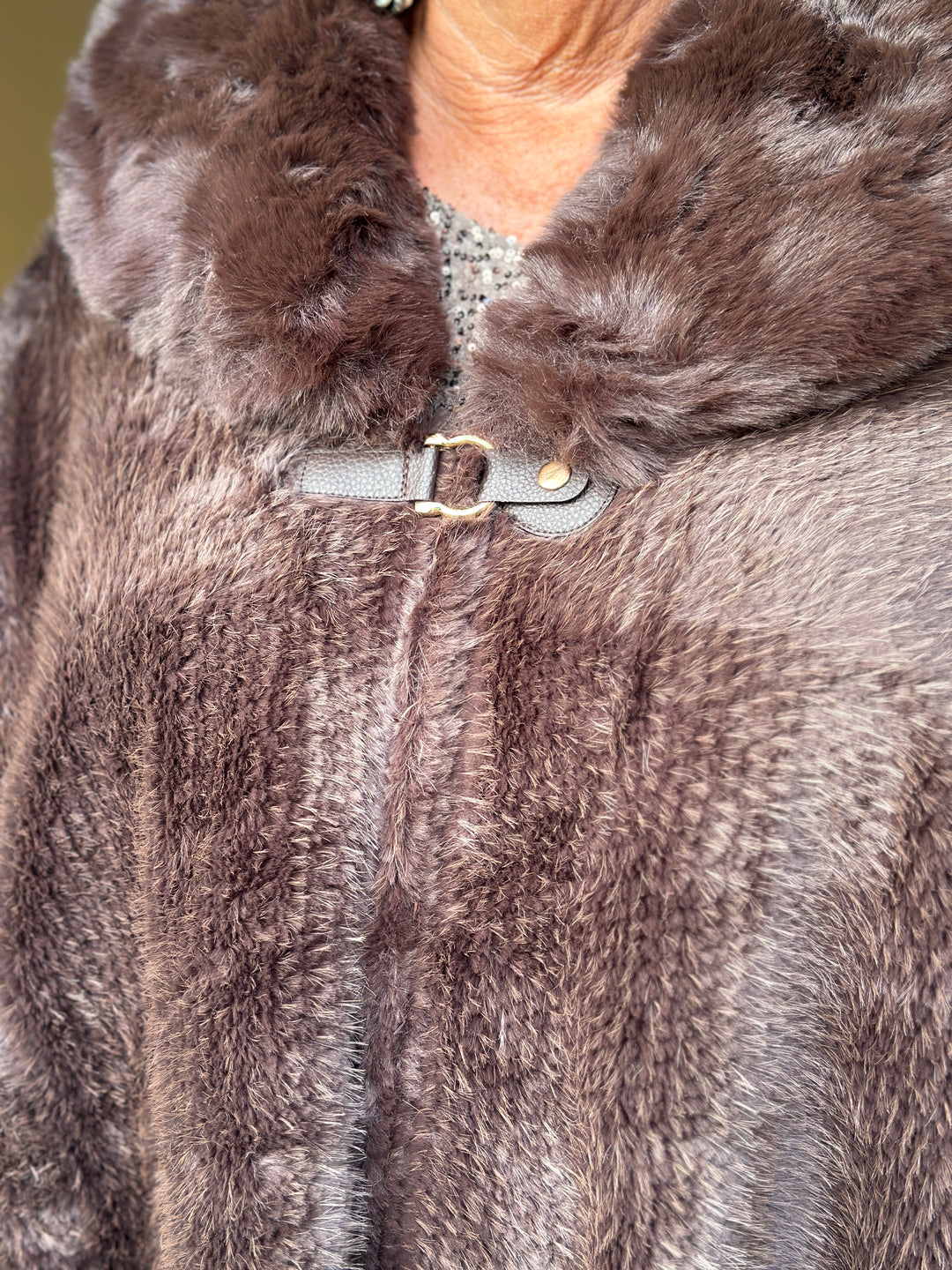 Plush Faux Fur Cape | Chocolate