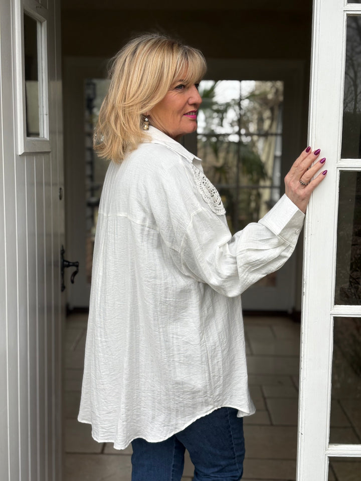 Crochet Flower Blouse l Cream