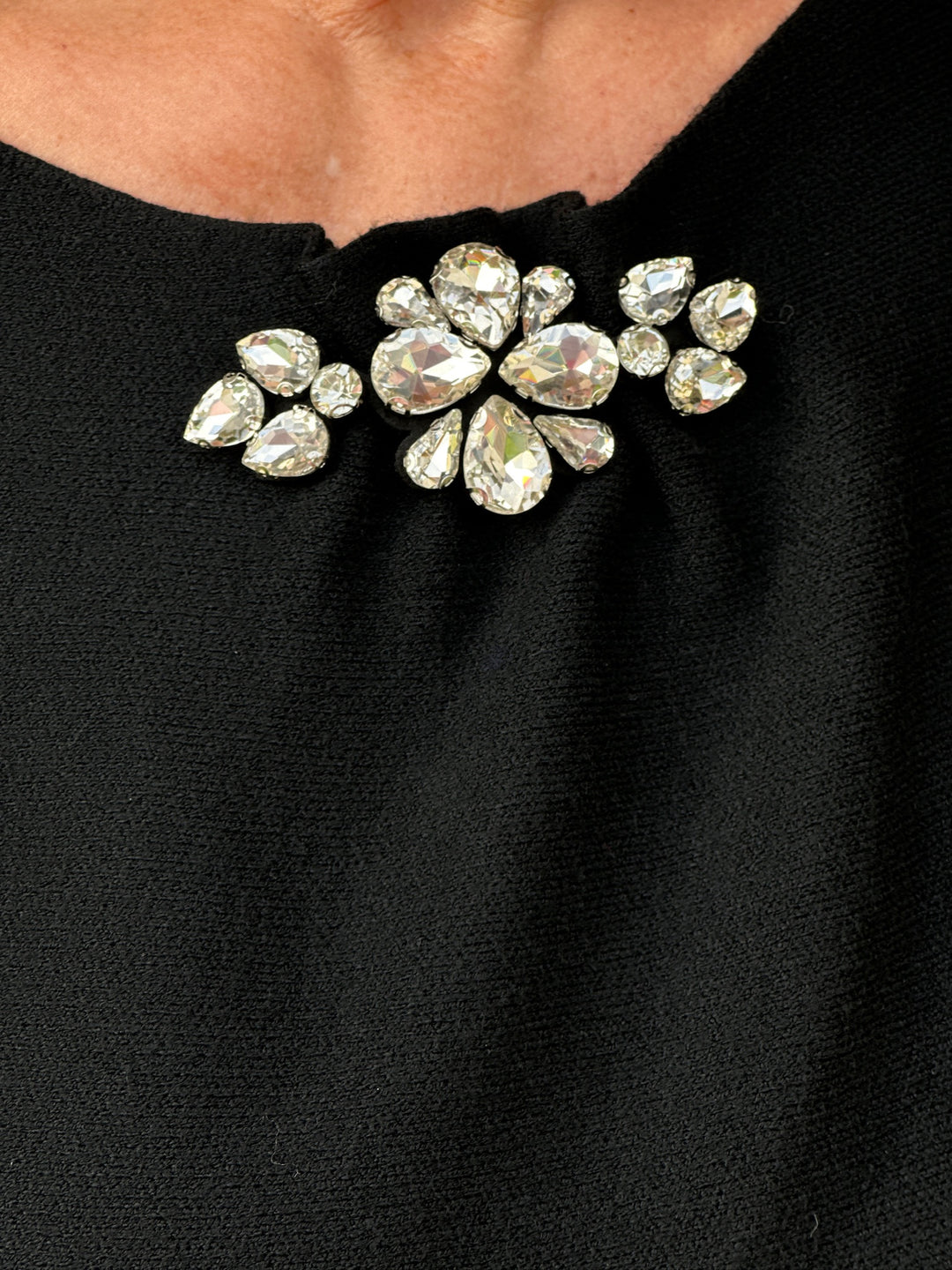 Petite Jewel Brooch Top | Black