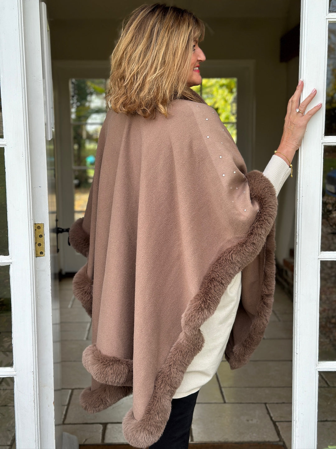 Sparkle Faux Fur Wrap | Chocolate