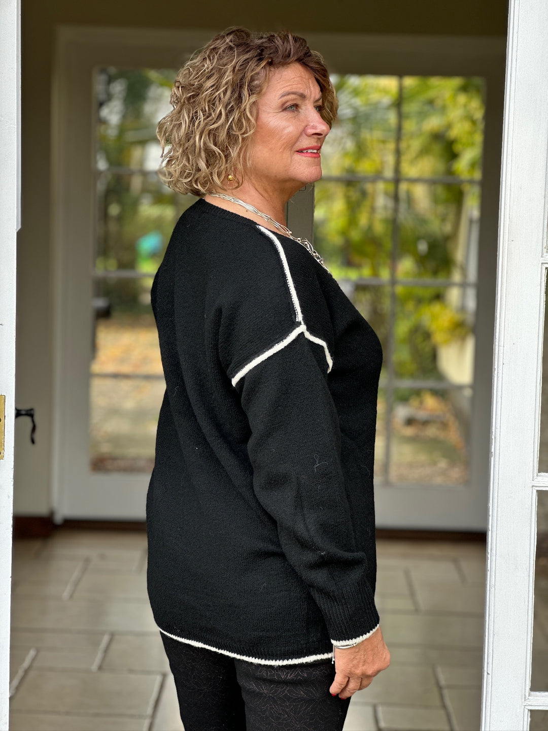 Contrast Trim Asymmetric Hem Jumper | Black