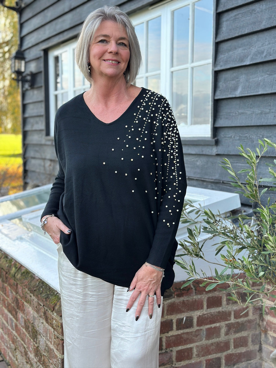 Scattered Embellished Knit Top | Black