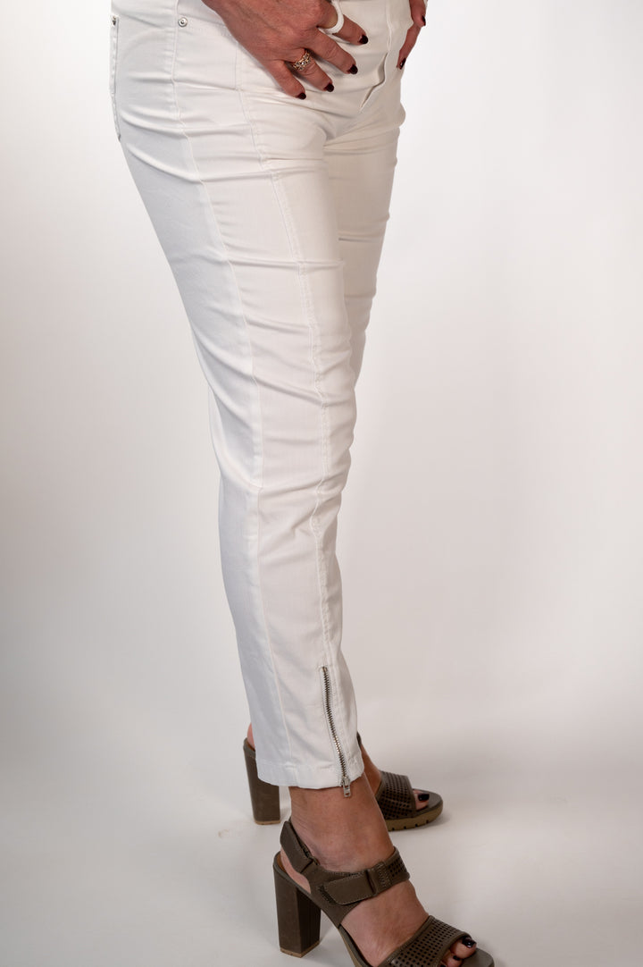 Anna Montana Zip Detail Angelika Ankle Grazer Jeans - White 1339